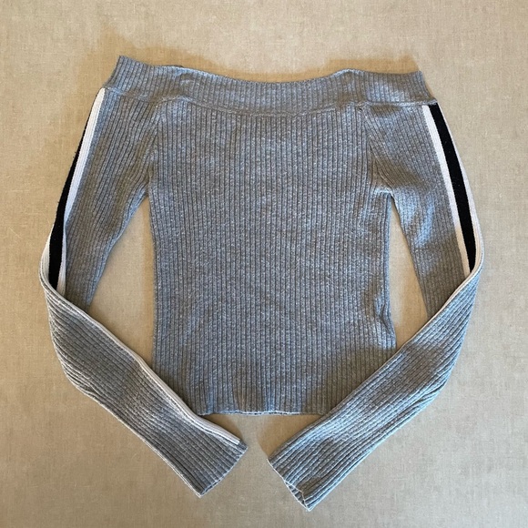 HOLLISTER grey long sleeve shirt size S - Picture 1 of 6